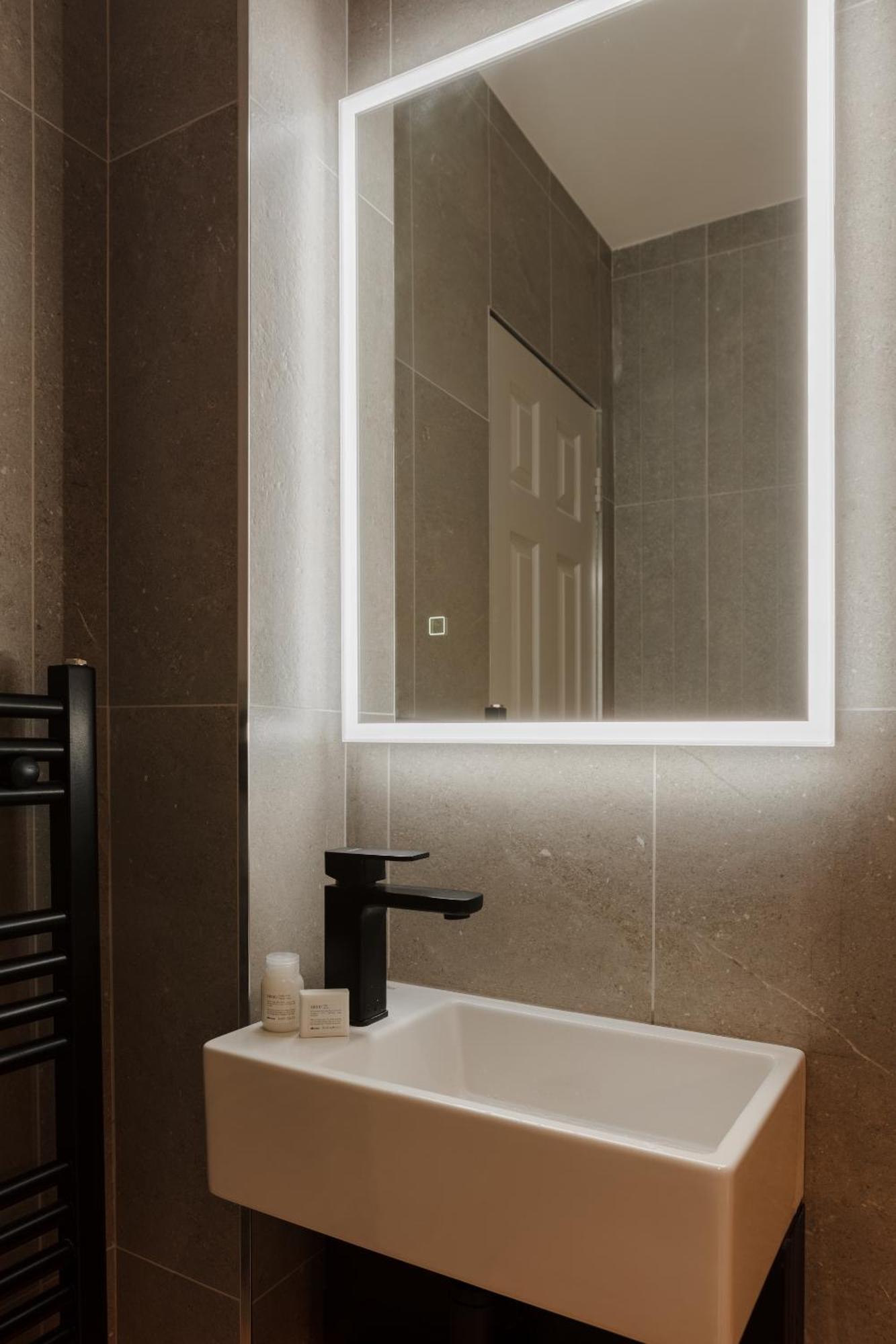 The Earl Hotel Leeson Street, Sonder By Marriott Bonvoy Дублин Номер фото